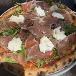 Al Prosciutto E Burrata Pizza