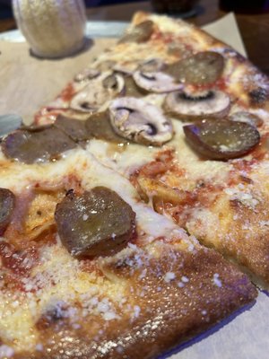 Vinyl Pies Pizza by null