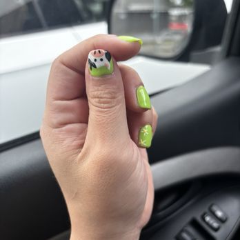 Savvy Nails and Spa - Amoooozing! - Nail Salons Near Me - Seattle, Washington Savvy Nails and Spa - Amoooozing! - Nail Salons Near Me - Seattle, Washington