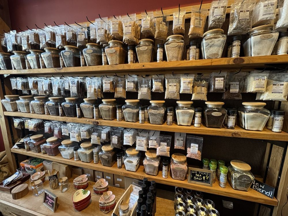 The Spice And Tea Exchange Logo