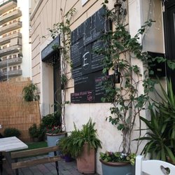 Essenziale - Outdoor seating available