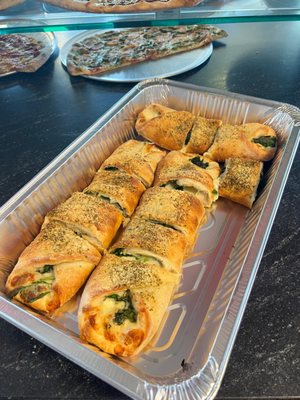 Pauly's Pizza Joint by null