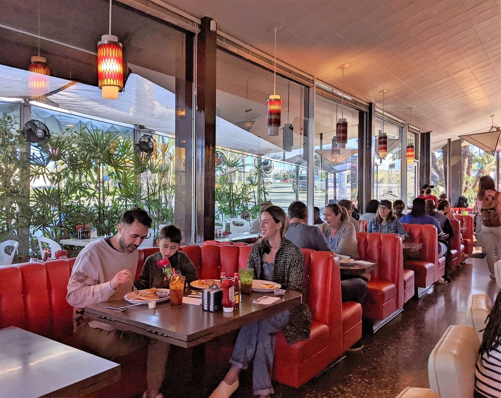 Pann's Restaurant