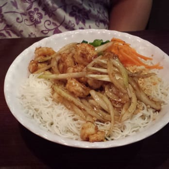 Fortune Garden - Lemongrass shrimp vermicelli - Asian Fusion Near Me - Round Rock, Texas Fortune Garden - Lemongrass shrimp vermicelli - Asian Fusion Near Me - Round Rock, Texas