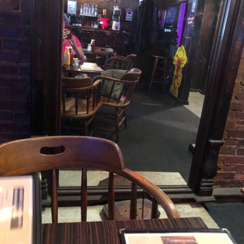 Krueger's Bar - American Near Me - Saint Louis, Missouri