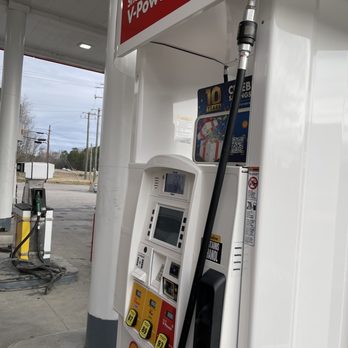Foodmart - a gas pump at a gas station - Grocery Near Me - Stony Creek, Virginia Foodmart - a gas pump at a gas station - Grocery Near Me - Stony Creek, Virginia