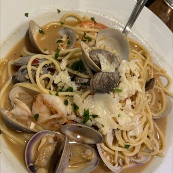 Mangia Mi - Half vongole and half scampi - Italian Near Me - Danville, California