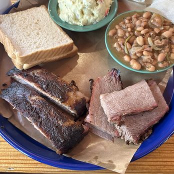 Blanco BBQ - Dry brisket - Barbeque Near Me - San Antonio, Texas Blanco BBQ - Dry brisket - Barbeque Near Me - San Antonio, Texas