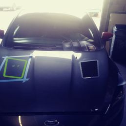 Hood louvers install