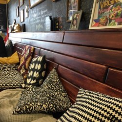 Maymar Filipino Restaurant - I absolutely love the seating