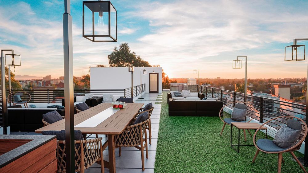 Slide of Pinnacle Design and Build