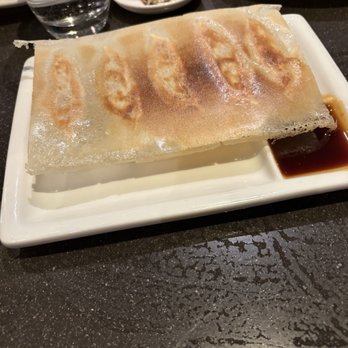 Din Tai Fung - Pan fried pork dumpling - Taiwanese Near Me - Arcadia, California Din Tai Fung - Pan fried pork dumpling - Taiwanese Near Me - Arcadia, California