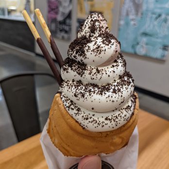 Snowtime - Fish cone with vanilla chocolate, custard, pocky sticks, and Oreo crumbs - Desserts Near Me - Mesa, Arizona