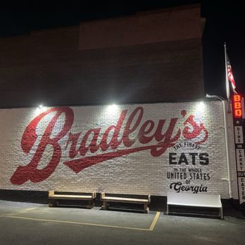 Bradley's BBQ - Bradley's on Broad at night with outdoor seating - Caterers Near Me - Augusta, Georgia Bradley's BBQ - Bradley's on Broad at night with outdoor seating - Caterers Near Me - Augusta, Georgia