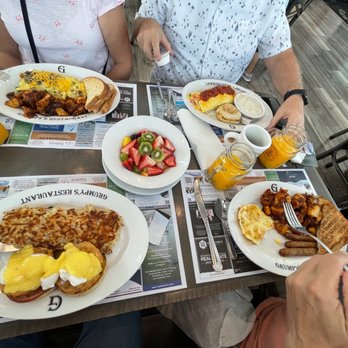 Grumpy's Restaurant - Eggs Benedict, Western Omelette, Veggie Omelette, - Breakfast & Brunch Near Me - St. Johns, Florida Grumpy's Restaurant - Eggs Benedict, Western Omelette, Veggie Omelette, - Breakfast & Brunch Near Me - St. Johns, Florida