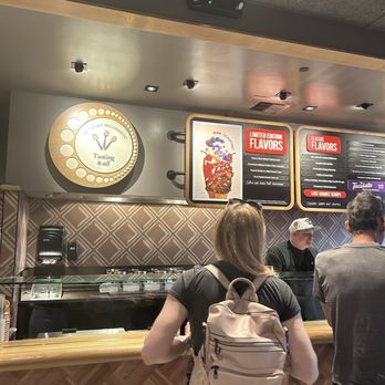 Salt & Straw - Ice Cream & Frozen Yogurt Near Me - Phoenix, Arizona Salt & Straw - Ice Cream & Frozen Yogurt Near Me - Phoenix, Arizona