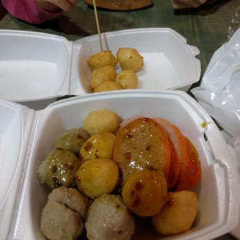 Real Fruit Bubble Tea - Curry Fish Balls, Curry Beef Balls, Honey Fish Balls, and Sausage. - Coffee & Tea Near Me - Markham, Ontario