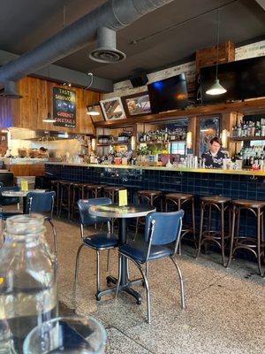 Settle Down Tavern by null