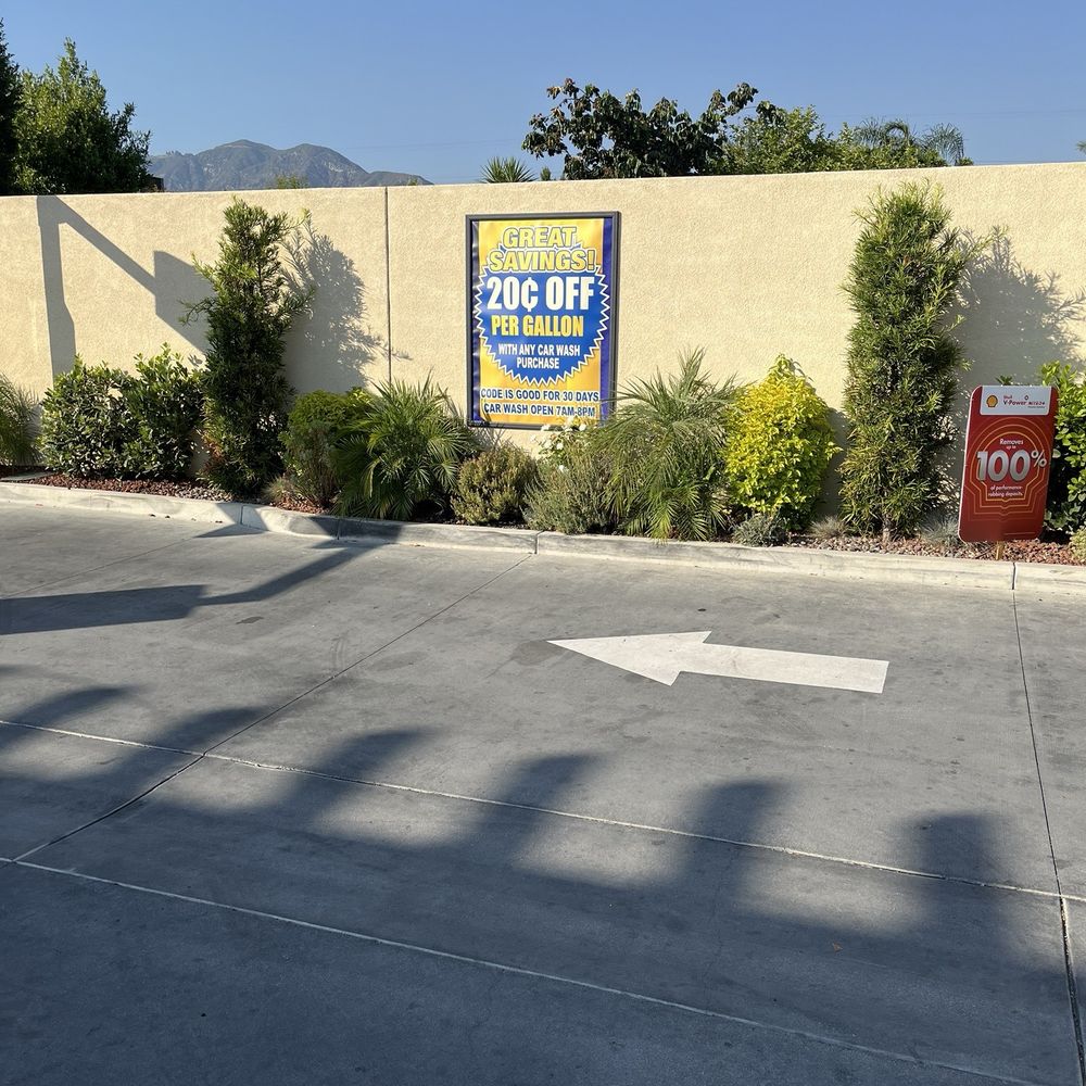 Circle K - Sign with False advertisement - Gas Stations Near Me - San Fernando, California