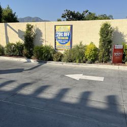 Circle K - Sign with False advertisement