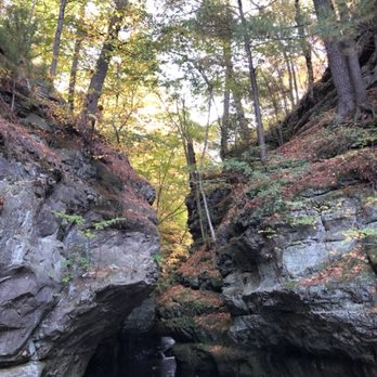 Pewit's Nest State Natural Area - Parks Near Me - Baraboo, Wisconsin