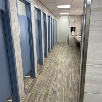 IHOP - Bathrooms very clean - Breakfast & Brunch Near Me - Oakley, Kansas