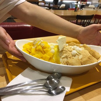 Opiano - Deluxe mango bingsoo - Korean Near Me - Montreal, Quebec Opiano - Deluxe mango bingsoo - Korean Near Me - Montreal, Quebec