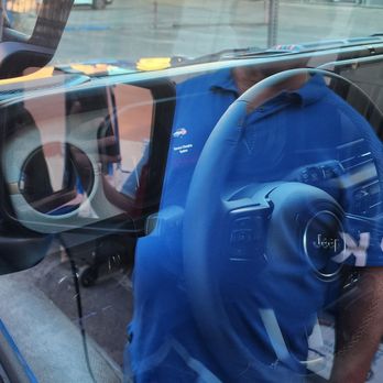 Crown Dodge Chrysler Jeep Ram - Electric charger error - Car Dealers Near Me - Ventura, California Crown Dodge Chrysler Jeep Ram - Electric charger error - Car Dealers Near Me - Ventura, California