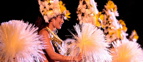 KA WA'A - A LŪ'AU by null