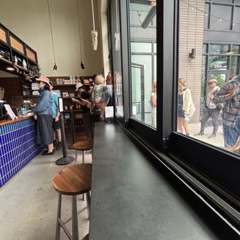 Cardoon - Line out the door - Coffee & Tea Near Me - Seattle, Washington