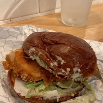 Do-Rite Donuts & Chicken - Spicy Fried Chicken Sandwich - Donuts Near Me - Chicago, Illinois Do-Rite Donuts & Chicken - Spicy Fried Chicken Sandwich - Donuts Near Me - Chicago, Illinois
