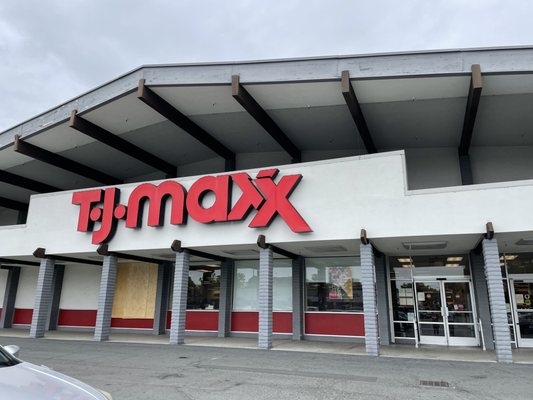 TJ MAXX - Updated June 2024 - 50 Photos & 57 Reviews - 4673 Clayton Rd