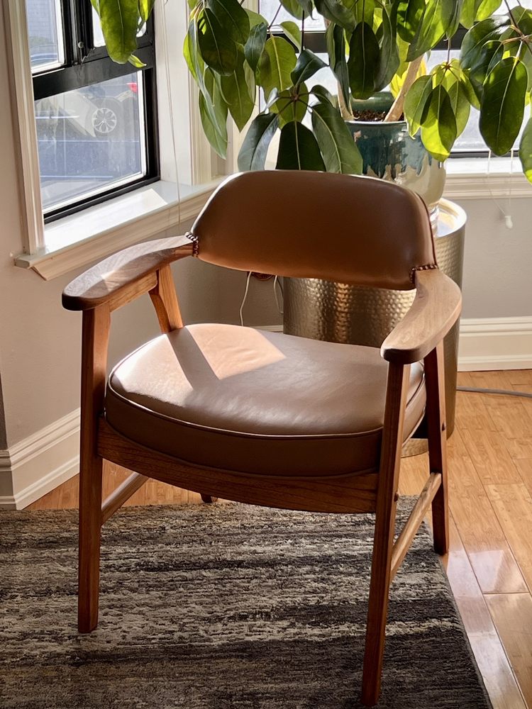 SOAM’S CUSTOM UPHOLSTERY Updated September 2024 42 Photos & 31