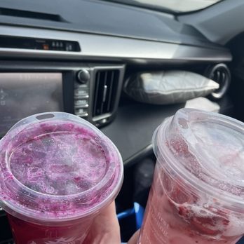 Starbucks - Mango Dragonfruit Refresher, & Pink Drink. Great coffee alternatives. And so pretty! - Coffee & Tea Near Me - Fairway, Kansas Starbucks - Mango Dragonfruit Refresher, & Pink Drink. Great coffee alternatives. And so pretty! - Coffee & Tea Near Me - Fairway, Kansas