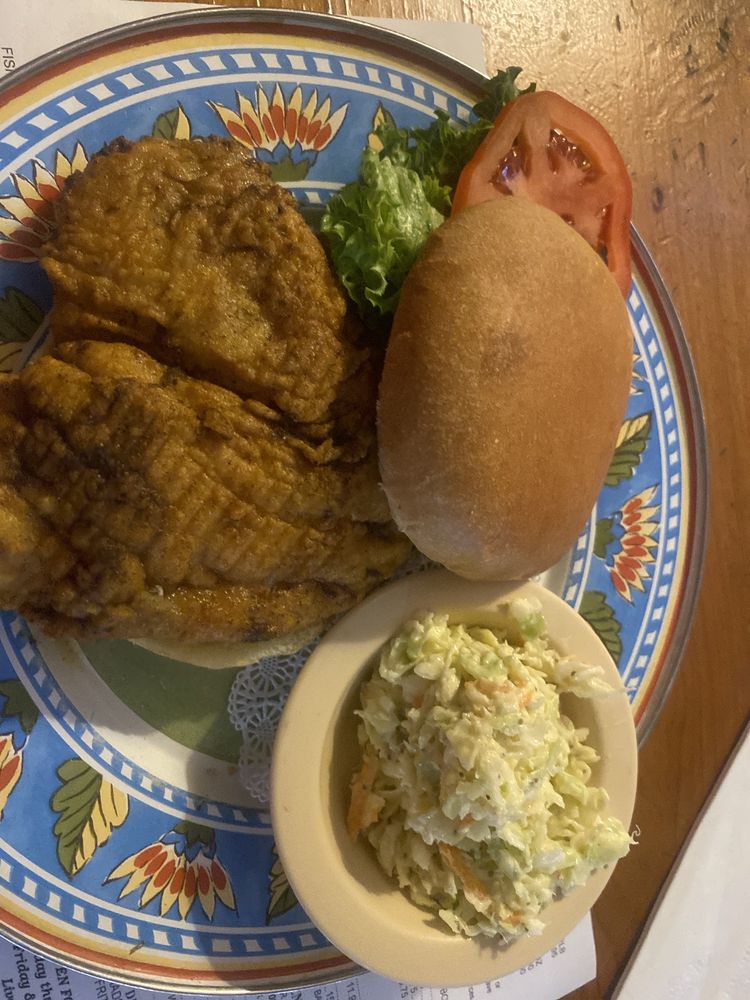 PINEAPPLE JOE’S GRILL & RAW BAR Updated August 2024 58 Photos & 86