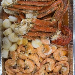 Crab Stop - Seafood boil party special