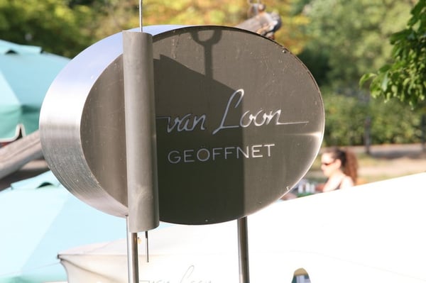 Van Loon Restaurant Boat and Shipping Company by null