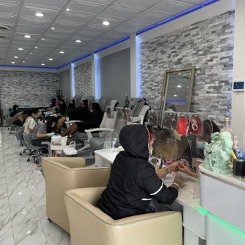 City Nails - Nail Salons Near Me - Cleveland, Ohio