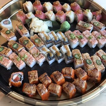 Miku - Sumire Platter (55 pcs, $120) - Japanese Near Me - Toronto, Ontario Miku - Sumire Platter (55 pcs, $120) - Japanese Near Me - Toronto, Ontario