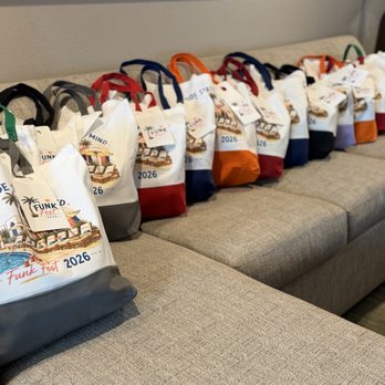 OC Shirt Shop - Custom welcome bags for our family reunion - Screen Printing/T-Shirt Printing Near Me - Brea, California OC Shirt Shop - Custom welcome bags for our family reunion - Screen Printing/T-Shirt Printing Near Me - Brea, California
