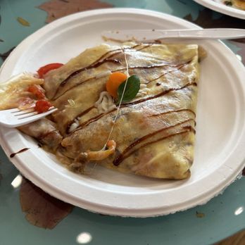 Misbehavin' Creperie - The chicken caprese bee. Fresh local tomatoes and basil with cheese and chicken and covered in a balsamic glaze.  Very good. - Breakfast & Brunch Near Me - Brigham City, Utah
