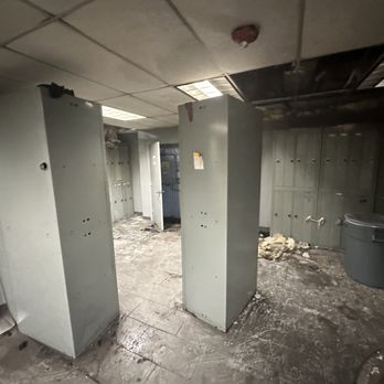 Felix Jr General Contractor - Fire damage in a commercial building. - General Contractors Near Me Felix Jr General Contractor - Fire damage in a commercial building. - General Contractors Near Me