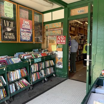 Green Apple Books - Entrance to Green Apple Books on Clement - Music & DVDs Near Me - San Francisco, California Green Apple Books - Entrance to Green Apple Books on Clement - Music & DVDs Near Me - San Francisco, California
