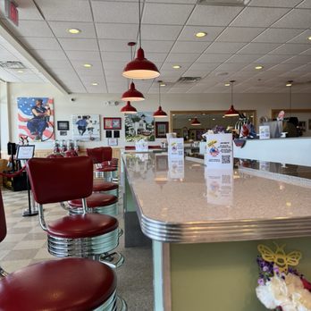 Rosie’s Home Cookin' - serving area - Breakfast & Brunch Near Me - Naperville, Illinois