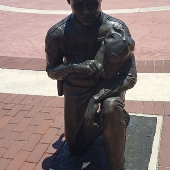 911 Flight Crew Memorial - Landmarks & Historical Buildings Near Me - Grapevine, Texas