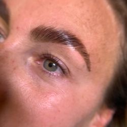 Nikki Dang - Lashes and Brows