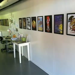 Colour Art Gallery - From the opening of Dustin Evans' art show pic 1