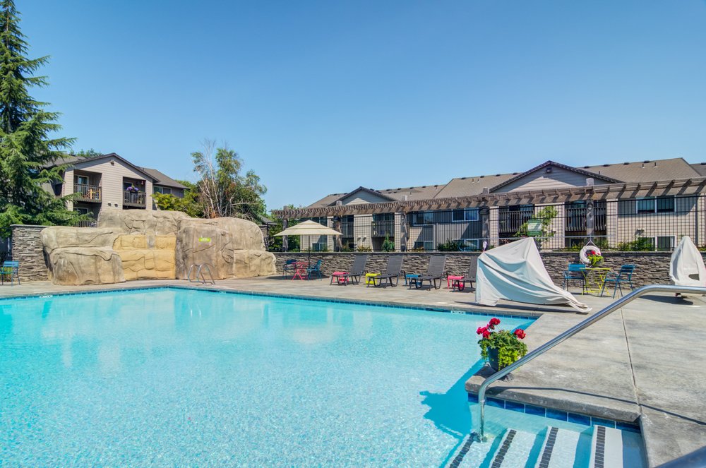 RIVER TERRACE APARTMENTS Updated October 2024 44 Photos & 32