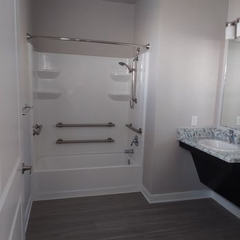 Springs at Posner Park - Master bath semi accessible - Apartments Near Me - Davenport, Florida Springs at Posner Park - Master bath semi accessible - Apartments Near Me - Davenport, Florida