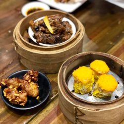 Harbor City - ribs with black tausi, ribs with garlic and siomai